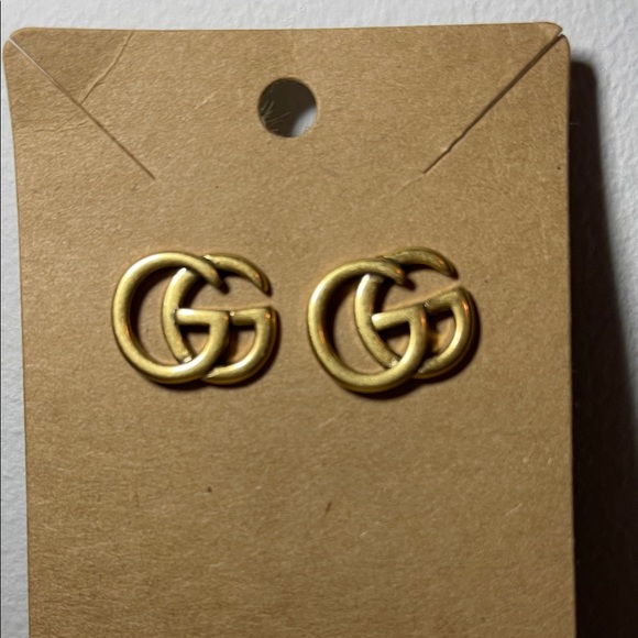 Jewelry - Goldtone Matte Double G Earrings
